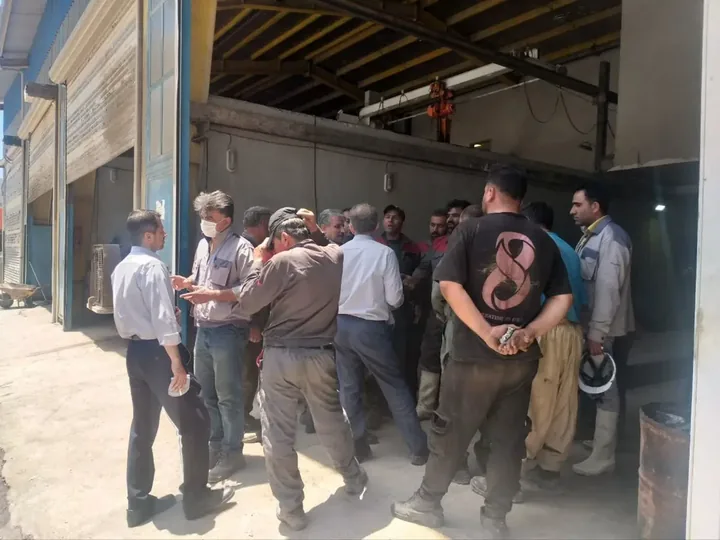 بازدید میدانی مسئولان تعاون، کار و رفاه اجتماعی از معدن خرم‌دشت/ مطالبات کارگران در دستور پیگیری قرار گرفت