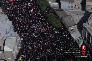 حضور میلیونی مردم ایران در تشییع پیکر مطهر رهبر