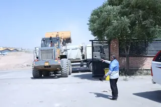 بازسازی واحدهای صنعتی و مسکونی آسیب‌دیده قزوین از جنگ تحمیلی رمضان با جدیت ادامه دارد