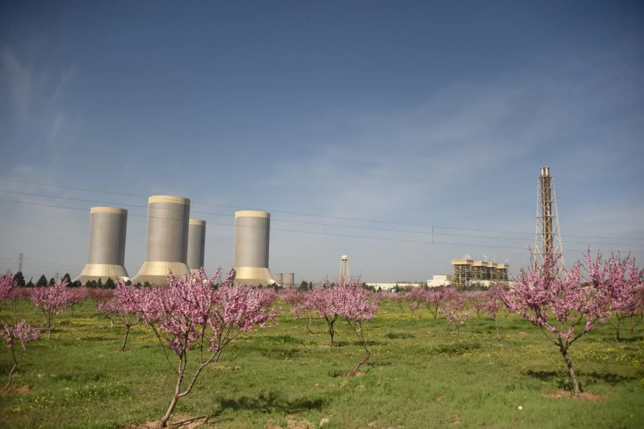 تلاش متخصصان نیروگاه شهید رجایی قزوین برای پایداری شبکه برق کشور