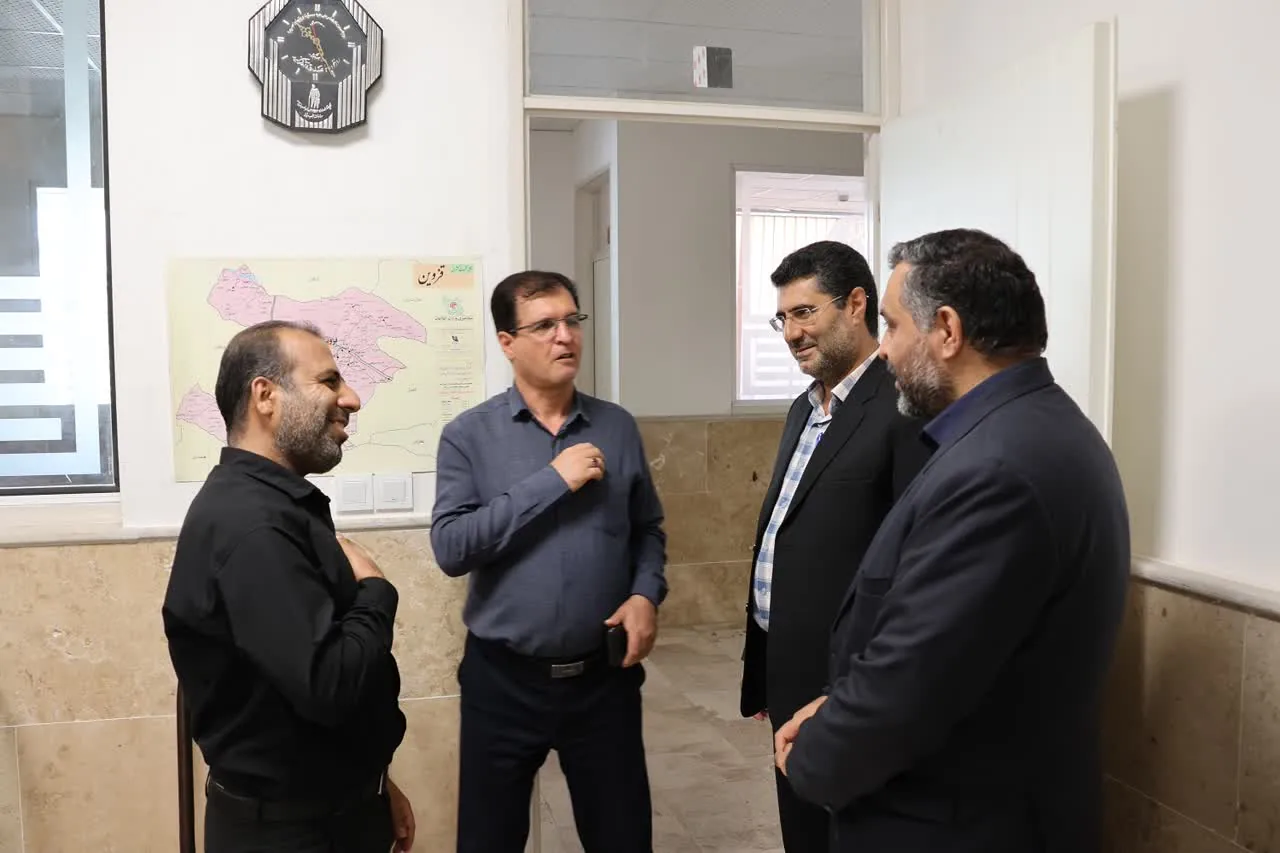 دیدار چهره‌به‌چهره مدیرکل کمیته امداد قزوین با مددجویان و امدادگران شهرستان قزوین