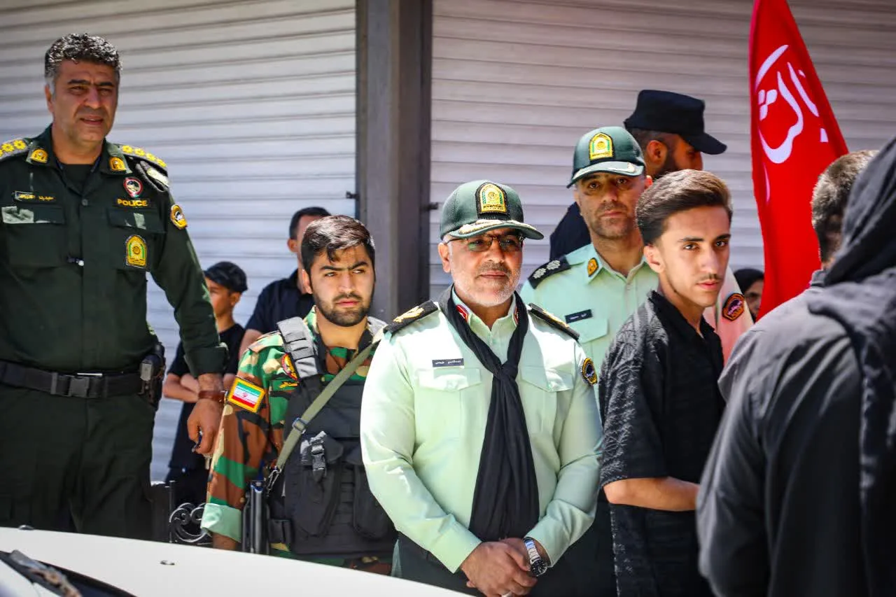 حضور فرمانده انتظامی استان قزوین در جمع عزاداران و عاشقان سیدالشهدا(ع) در روز عاشورا