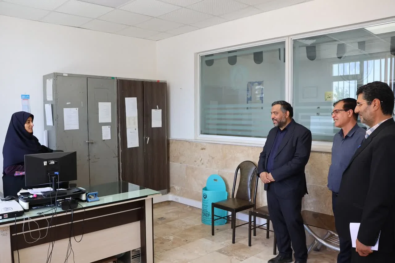 دیدار چهره‌به‌چهره مدیرکل کمیته امداد قزوین با مددجویان و امدادگران شهرستان قزوین
