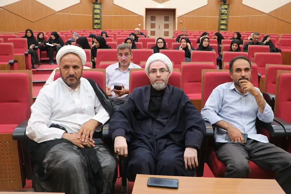 برگزاری دوره آموزشی مفاهیم آیات امامت و معاد برای کارکنان جهاد کشاورزی قزوین